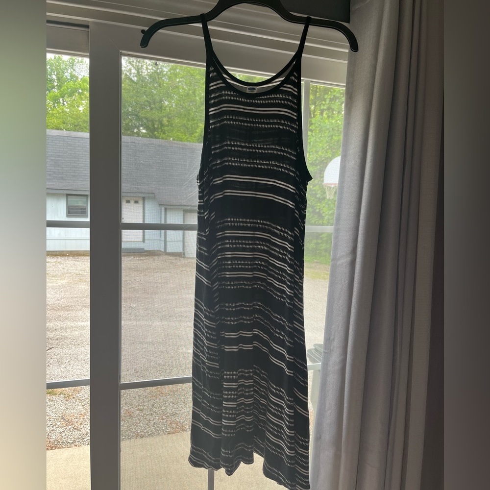 Black and white dress